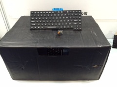 鍦ㄦ殫瀹ょ鍐呭睍紺洪槻姘磋儗鍏夐敭鐩? width=